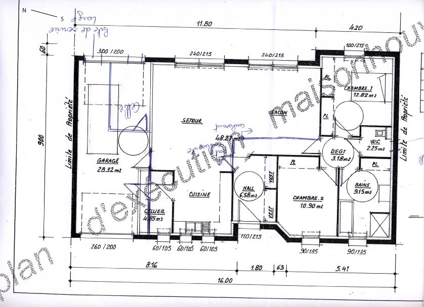 1ere proposition de plan, un couloir a t ajout pour sparer les pices de nuit. Le cellier a t mis dans le garage.
<br />
Qu'en pensez-vous ?