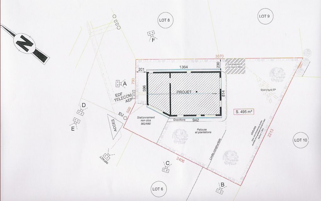 Plan de masse avec implantation de la maison