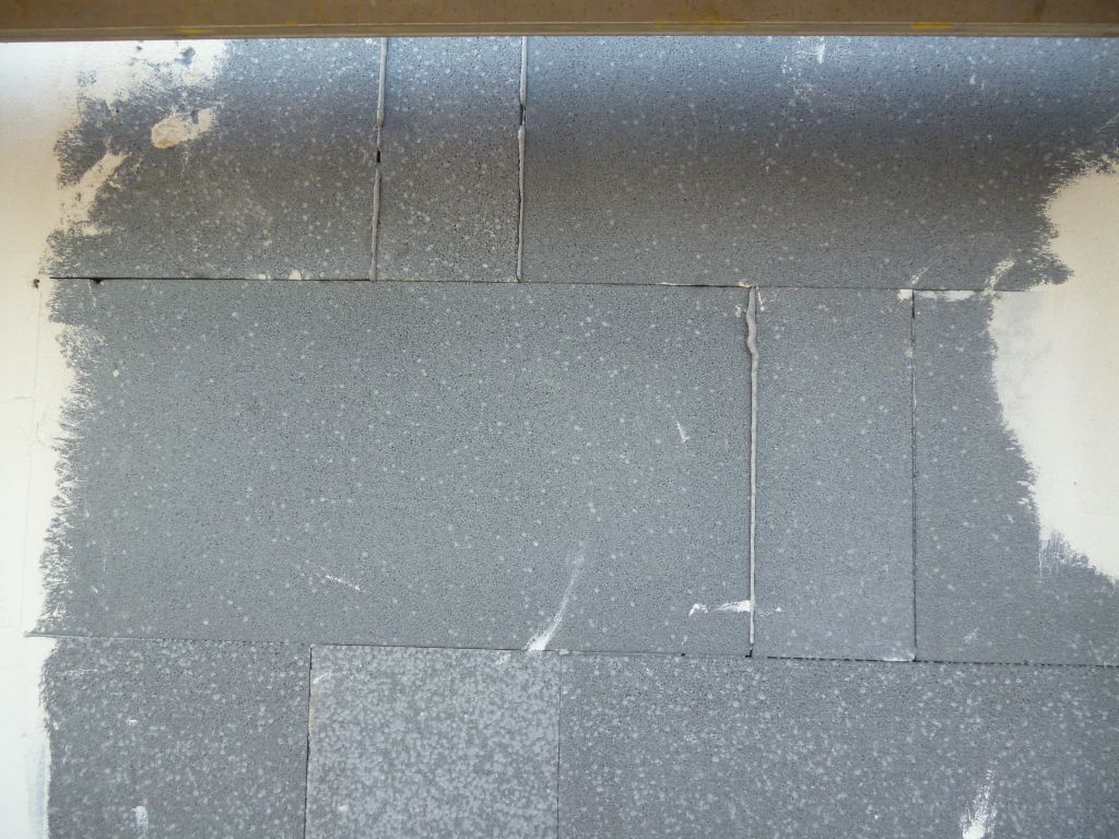 ITE: panneau isolant jointé avant marouflage