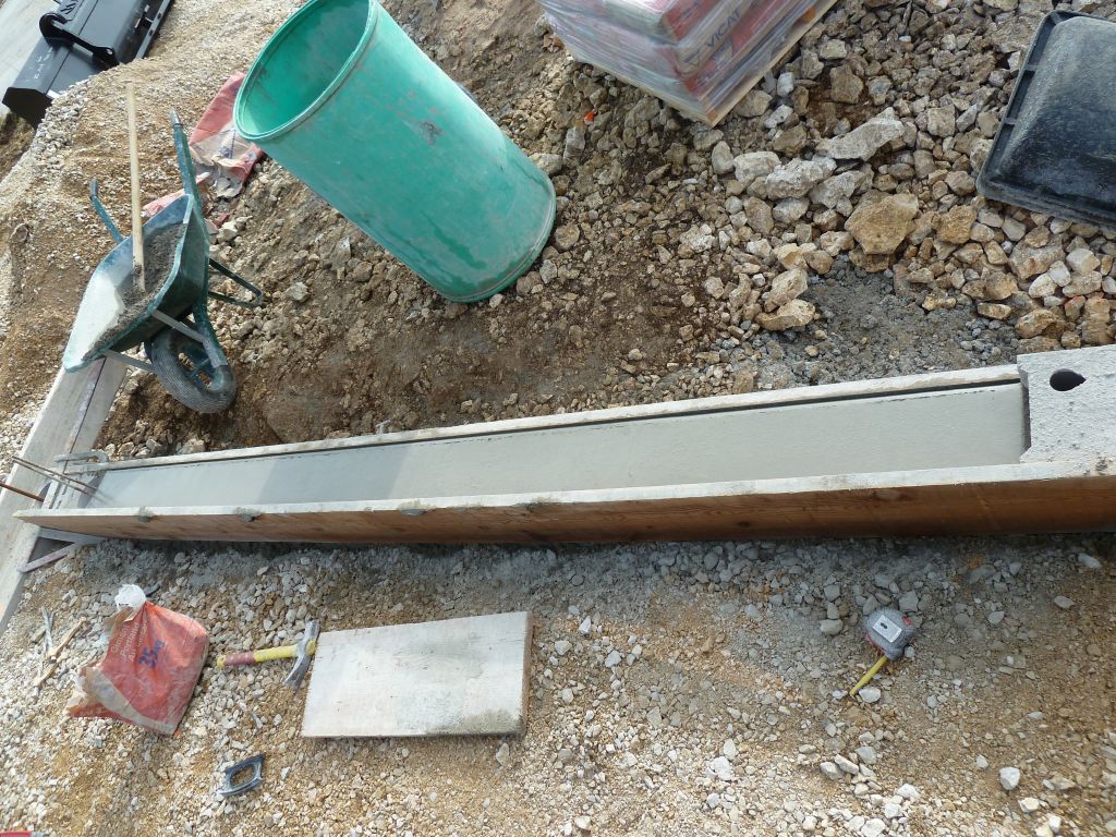 Pas de l'entrée du garage.