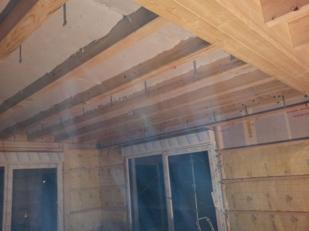 L'isolation acoustique du plafond du rez de chaussée.