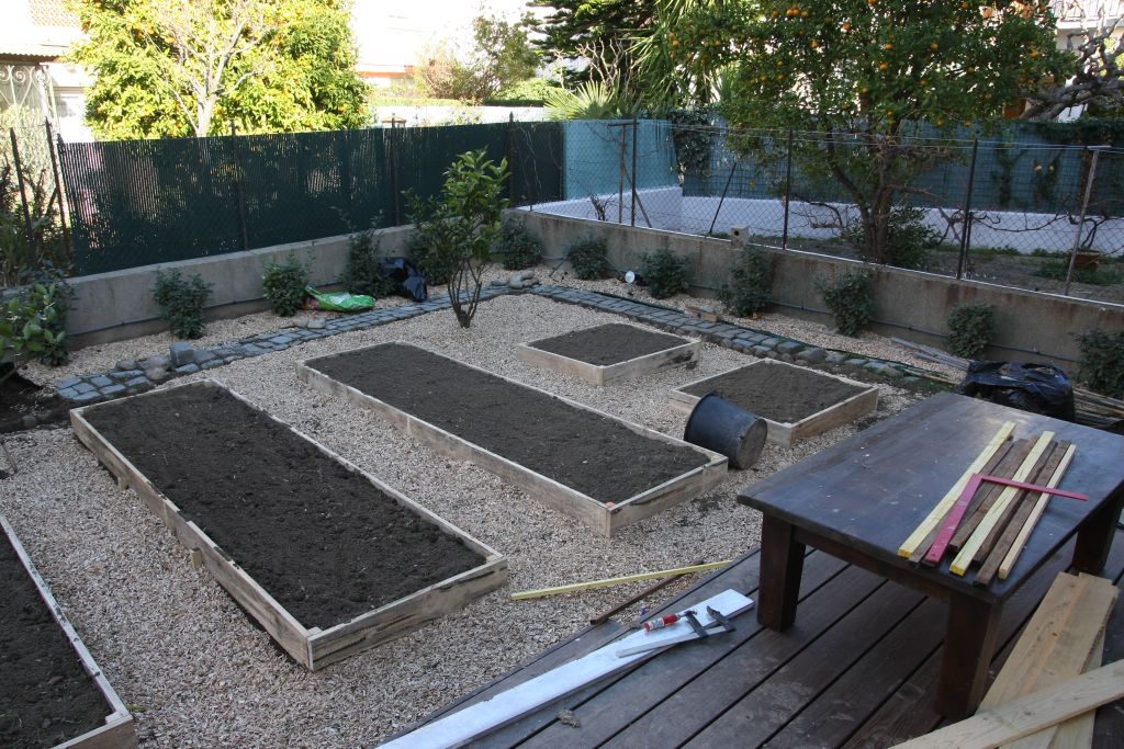 Réalisation d'un potager en carré