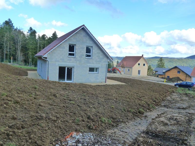 Terrassement de la maison terminé.