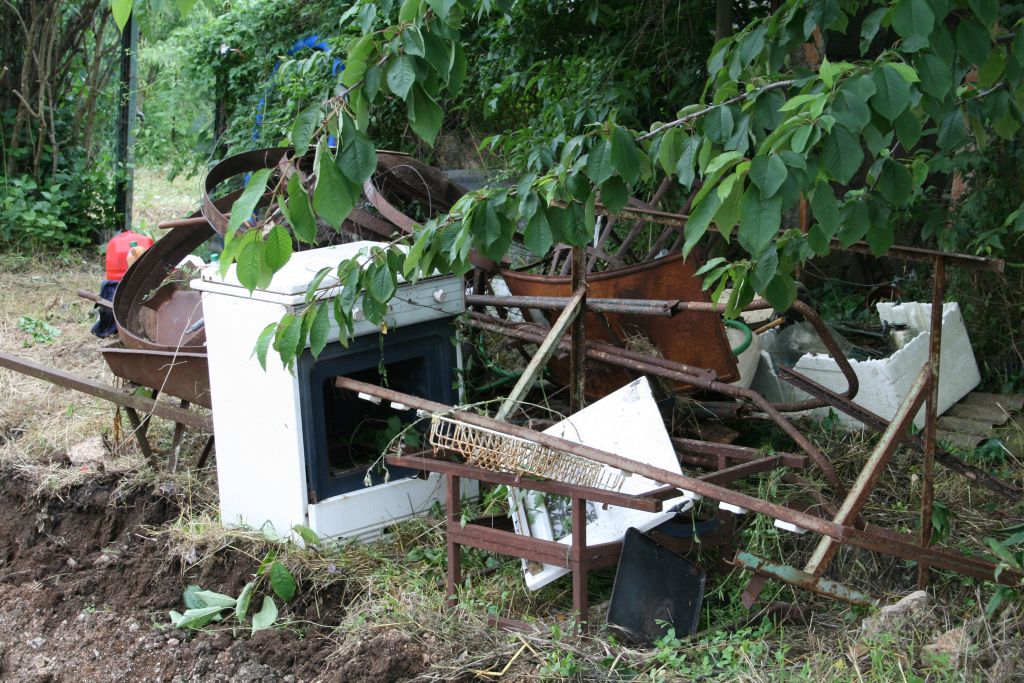 Merci l'ancien propriétaire du terrain de nous l'avoir laissé propre (ironie)