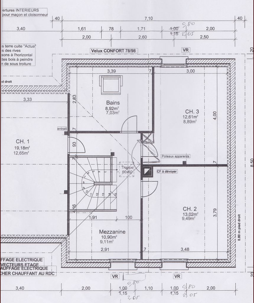 tage
<br />
La chambre au dessus du garage est coupe car les plans sont en A3