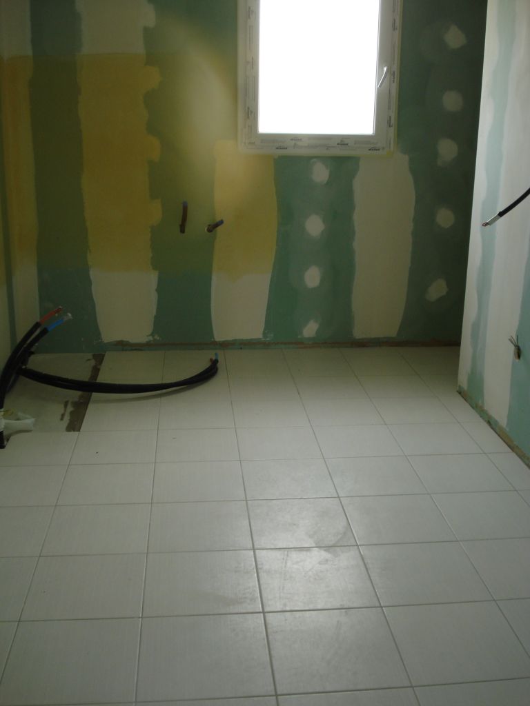 carrelage de la salle de bains
<br />
Mod�le : Cinca Talia Cinza 33*33