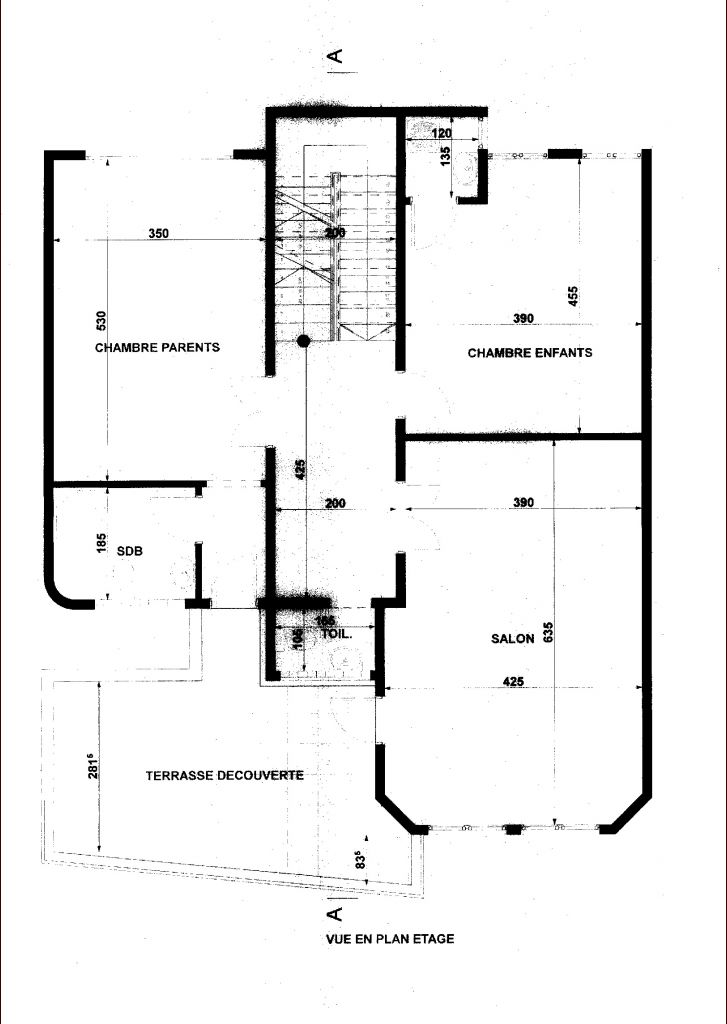 Cette photo reprsente le plan du 1etage.Tous les commentaires et critiques sont les bienvenues.