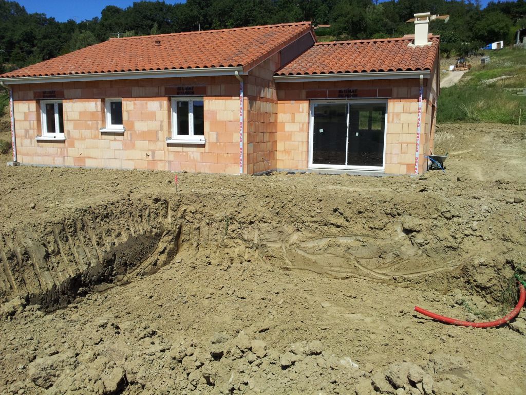 trou piscine   futur terrasse