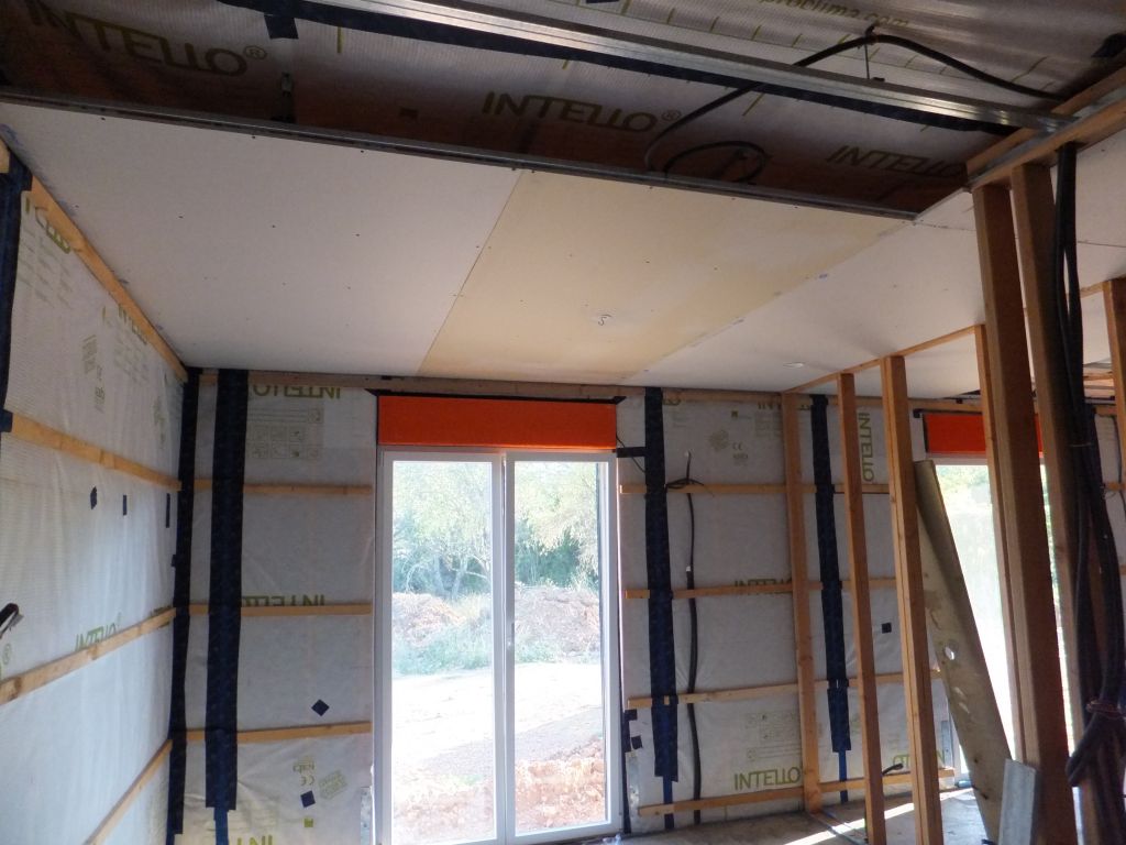 Mise en place du placo dans la chambre parentale