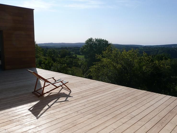 Voici la partie terrasse, coinc entre les deux cube (partie jour et partie nuit)