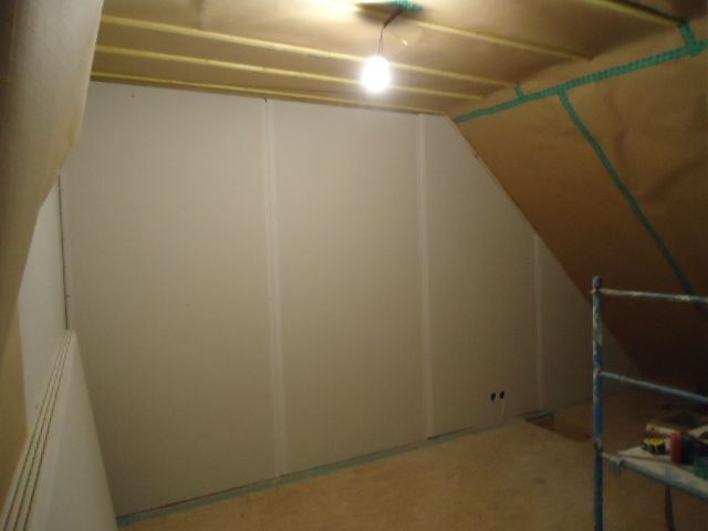 pose du fermacell à l'étage chambre nord