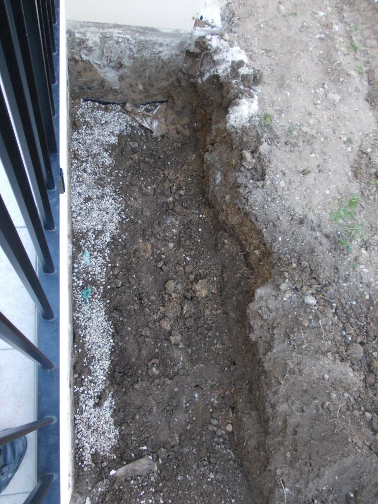 Terrassement pour escalier ext�rieur terrasse.