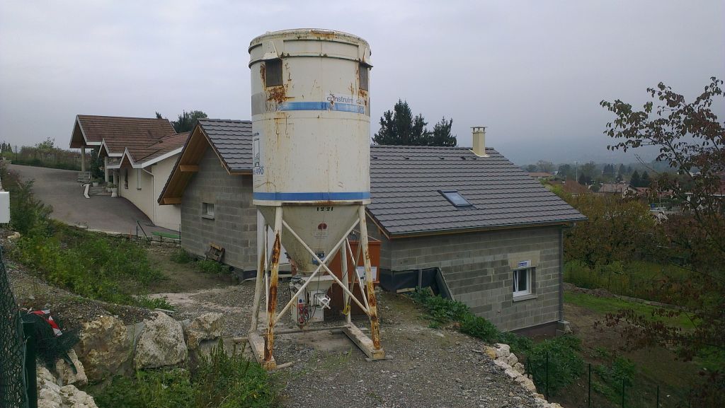 Silo pour chape liquide traditionnelle