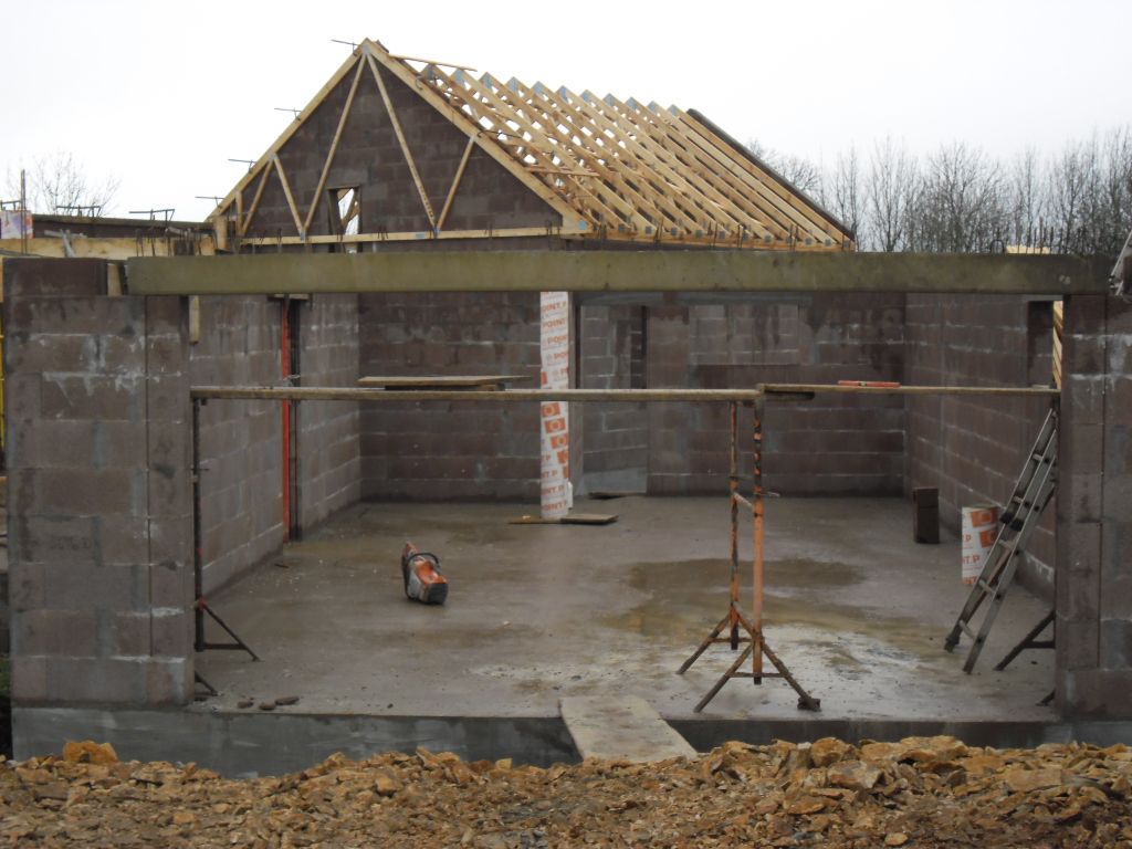 Linteau garage