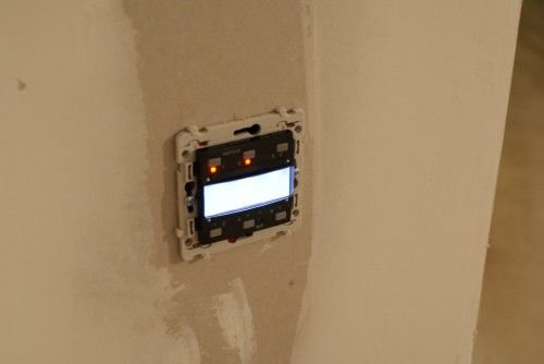 Commande Hager Kallysta Tebis KNX en cours d?installation.