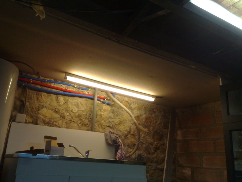 plafond du sous sol en aglo