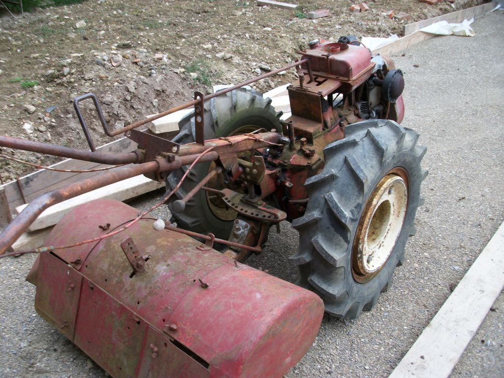 le deuxième avec le rotovator
