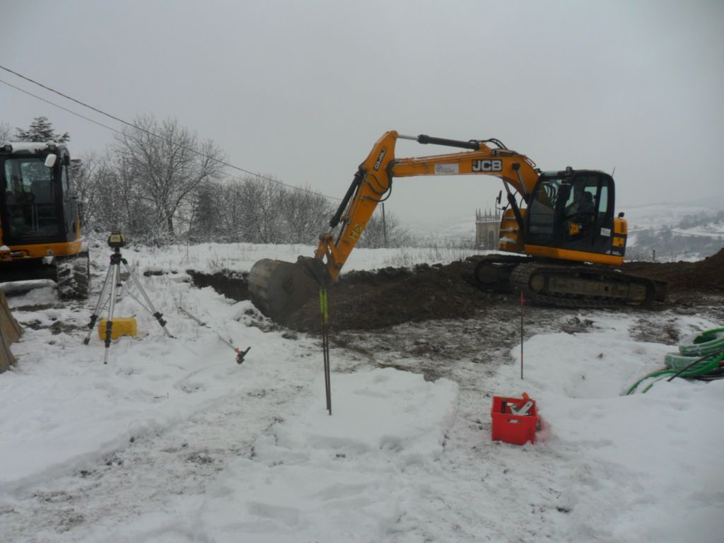 Dbut des travaux sous la neige !