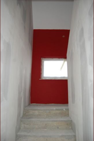 peinture mur montée d'escalier