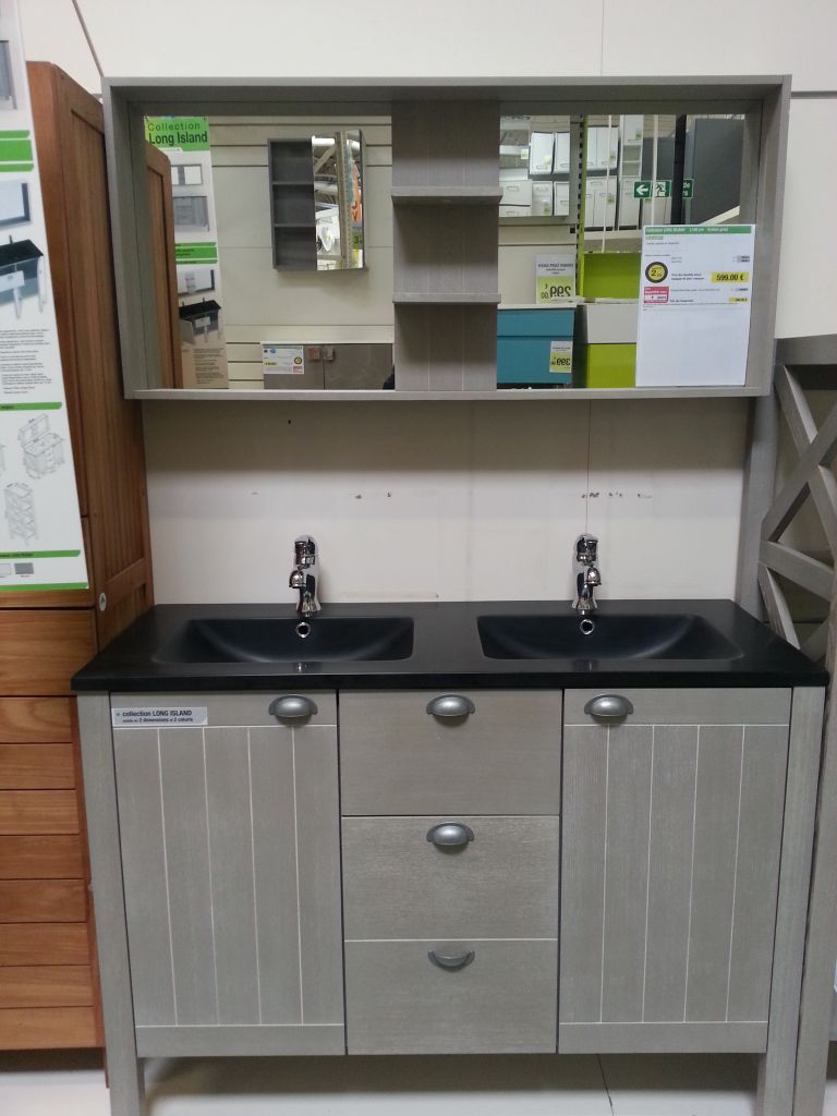 Meuble de salle de bain de chez LM