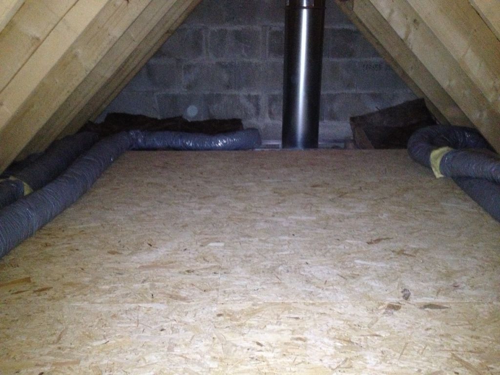 Plancher pos� dan les combles...