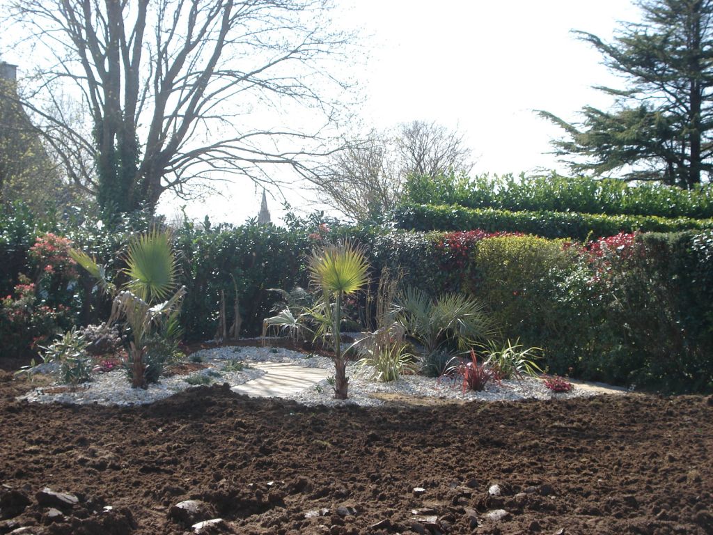 Massif exotique de plus près