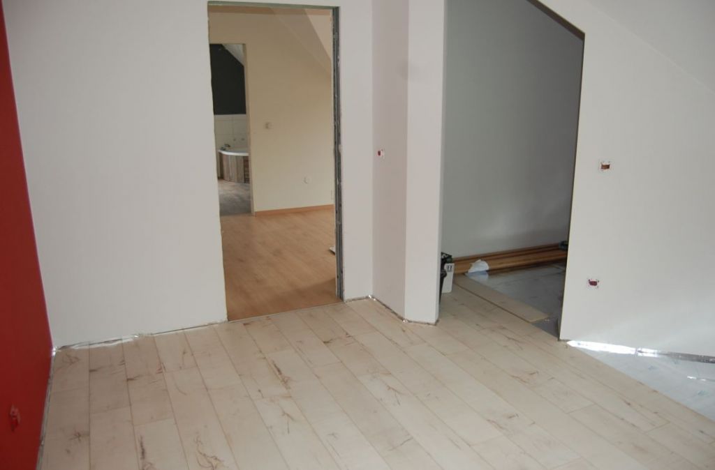 parquet stratifié de notre chambre