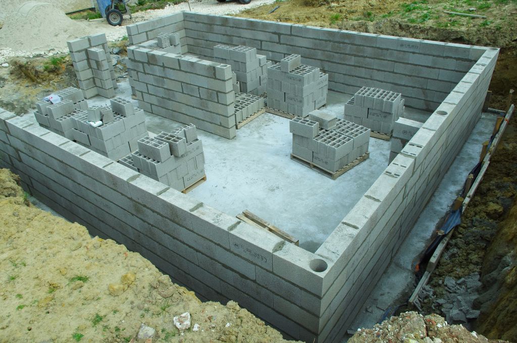 Début d'élévation des murs