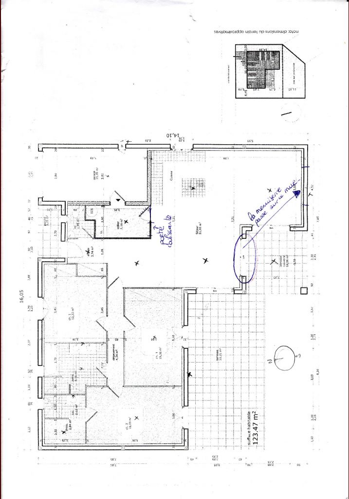 voici le plan constructeur d'une maison de plain pied de superficie 122 m2.
<br />
L'entre ce situe cot nord, terrasses au sud.