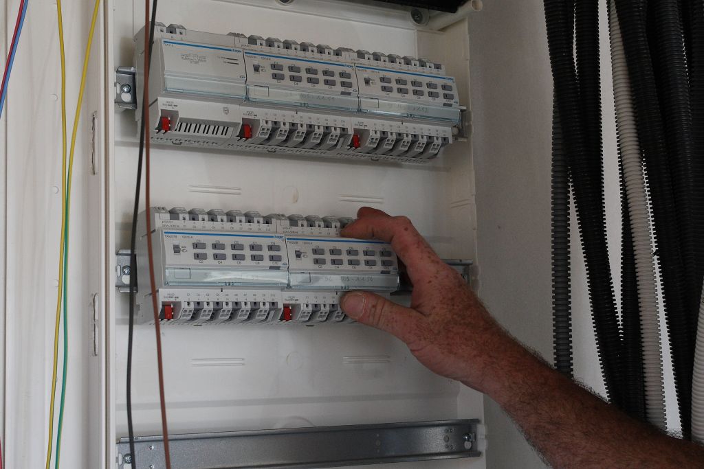 Réalisation du tableau domotique KNX HAGER