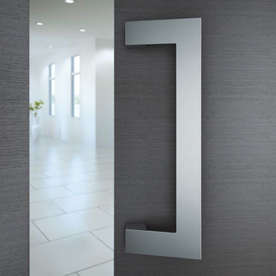 La future poignée de notre porte d'entrée