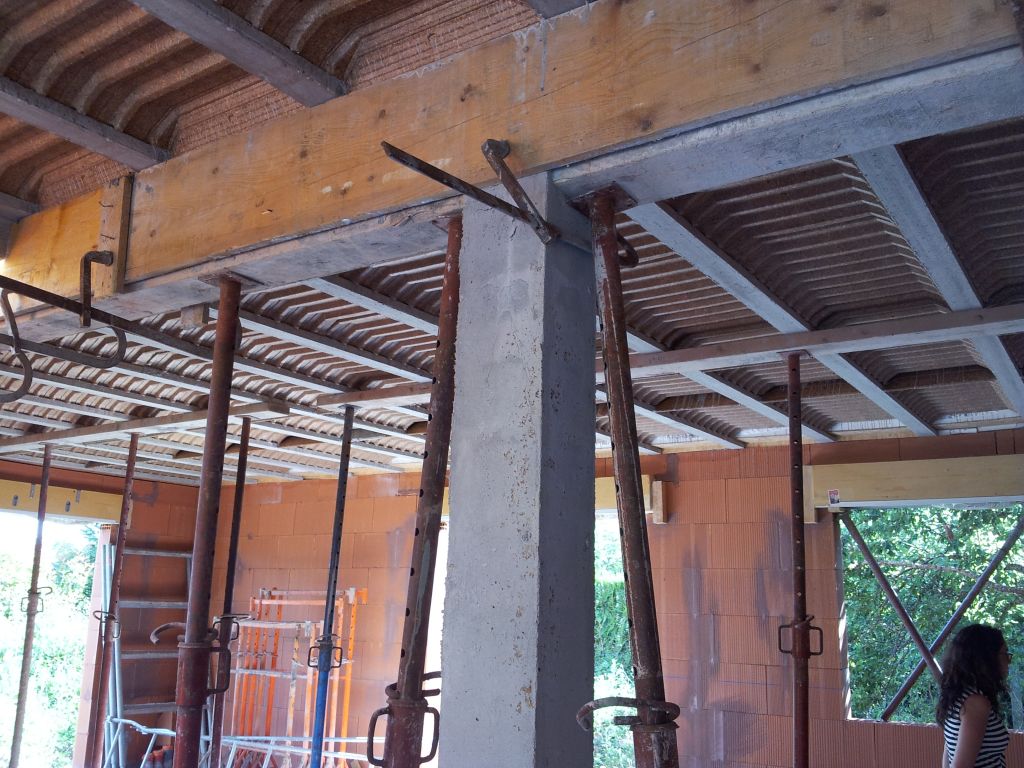 Pilier de soutien intérieur