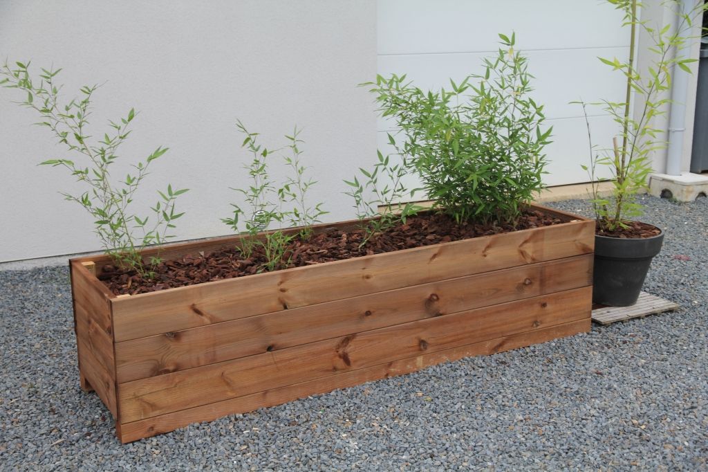 Notre jardini�re maison de 2m sur 50cm