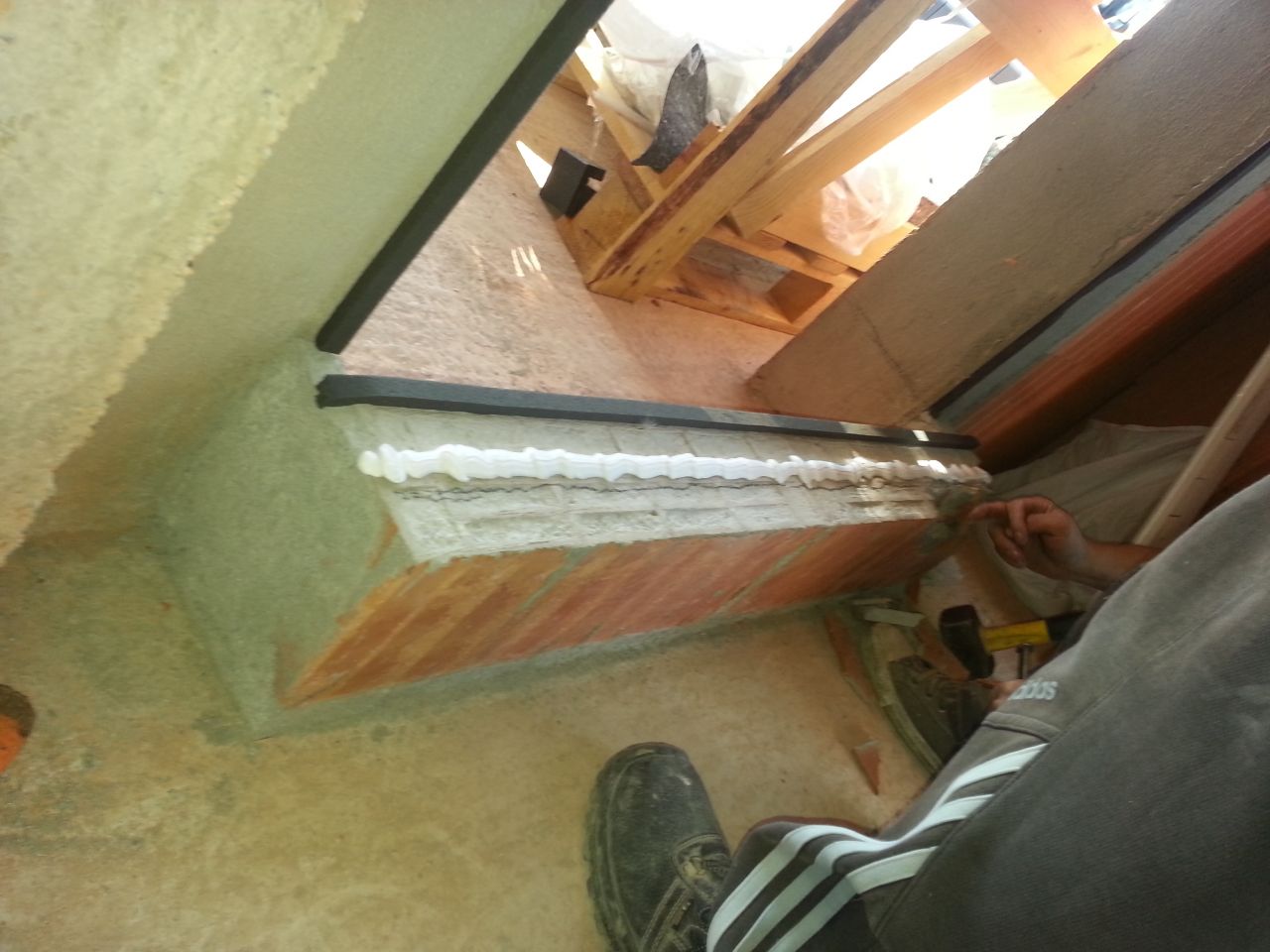 compriband et joint silicone