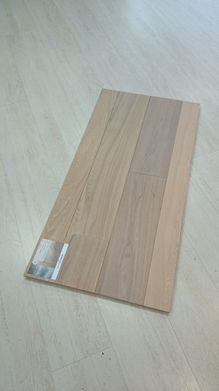 Notre parquet : solidfloor atlanta 10mm special plancher chauffant rafraichissant.