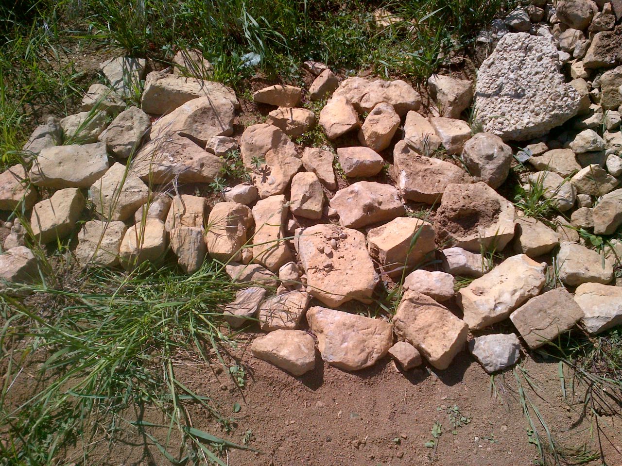 Faire un muret avec les pierres de notre jardin? - 7 messages