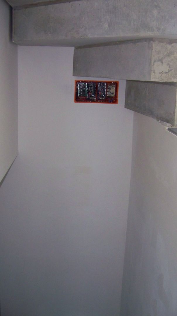 Eclairage LED escalier sous-sol - Contrle