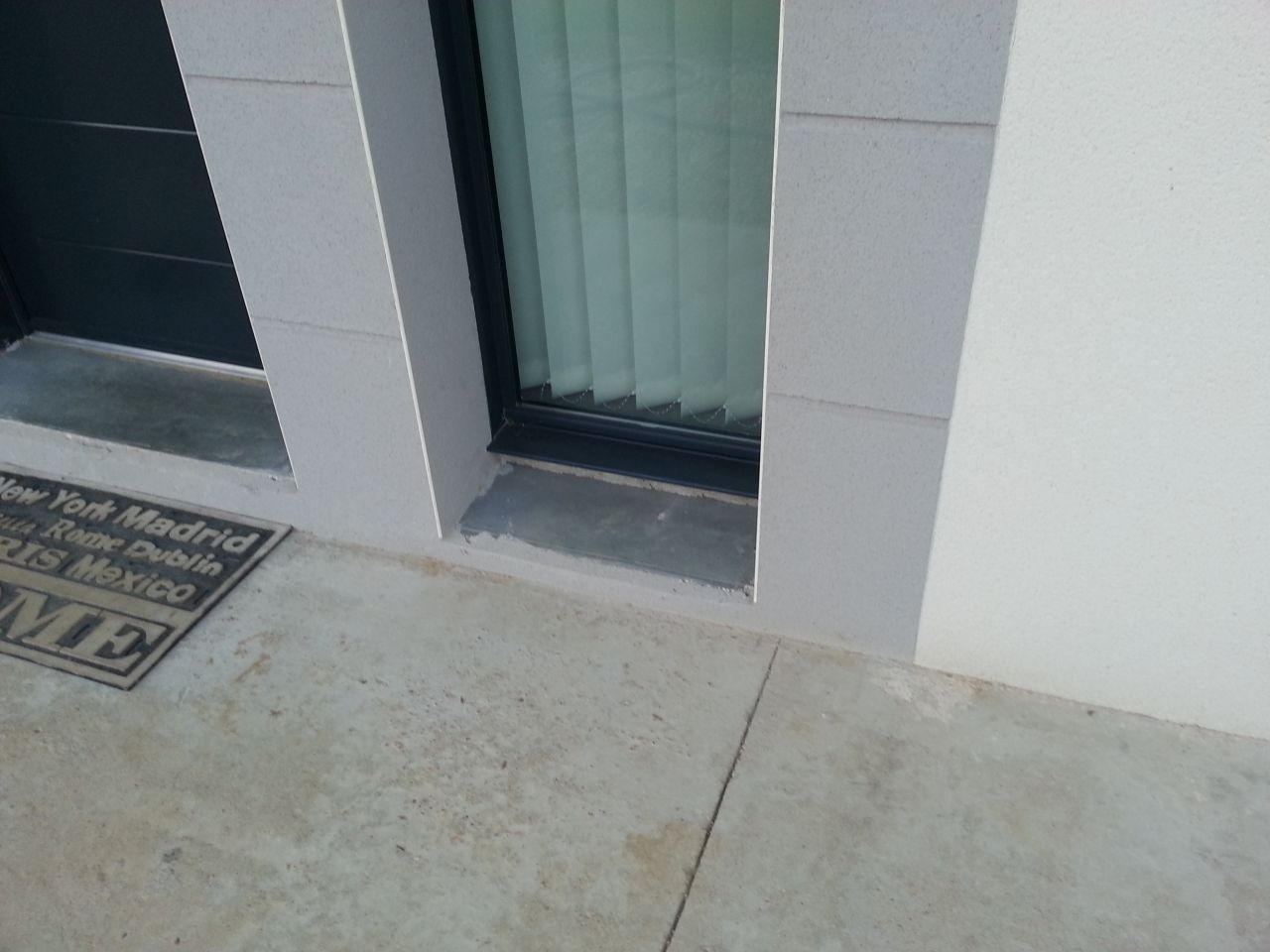Seuil d'entrée avant terrasse