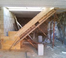 Sous-sol: Préparation pour la dalle du RDC et l'escalier béton du sous-sol