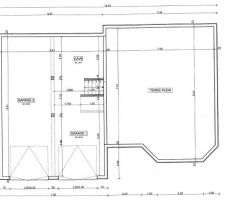 Sous-sol avec garage (2 grandes voitures)   future cave, atelier, buanderie