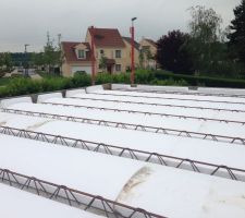 Préparation pour dalle de l'étage.