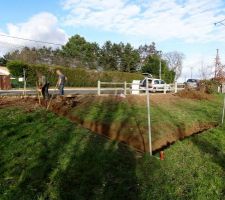 D&eacute;caissement pour &eacute;laboration du chemin d'acc&egrave;s