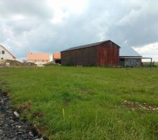 Photo du terrain arri&egrave;re.