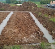 Début des travaux

étape 1: faire un grand trou !