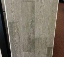 Carrelage impression parquet