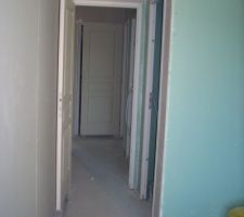 Les cloisons sont posÃ©es - Vue depuis la chambre du RDC