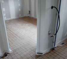 Début du chauffage au sol de l'étage