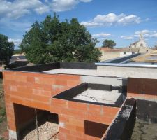 Acrotères toits terrasses primaire d'étanchéité.