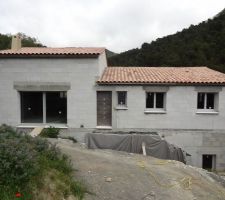 Menuiseries extérieures posées.