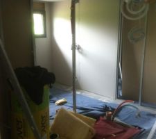 Vers la chambre d amis